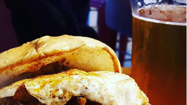 Burgers, Beer And Trivia - Baby's Burgers Food Truck